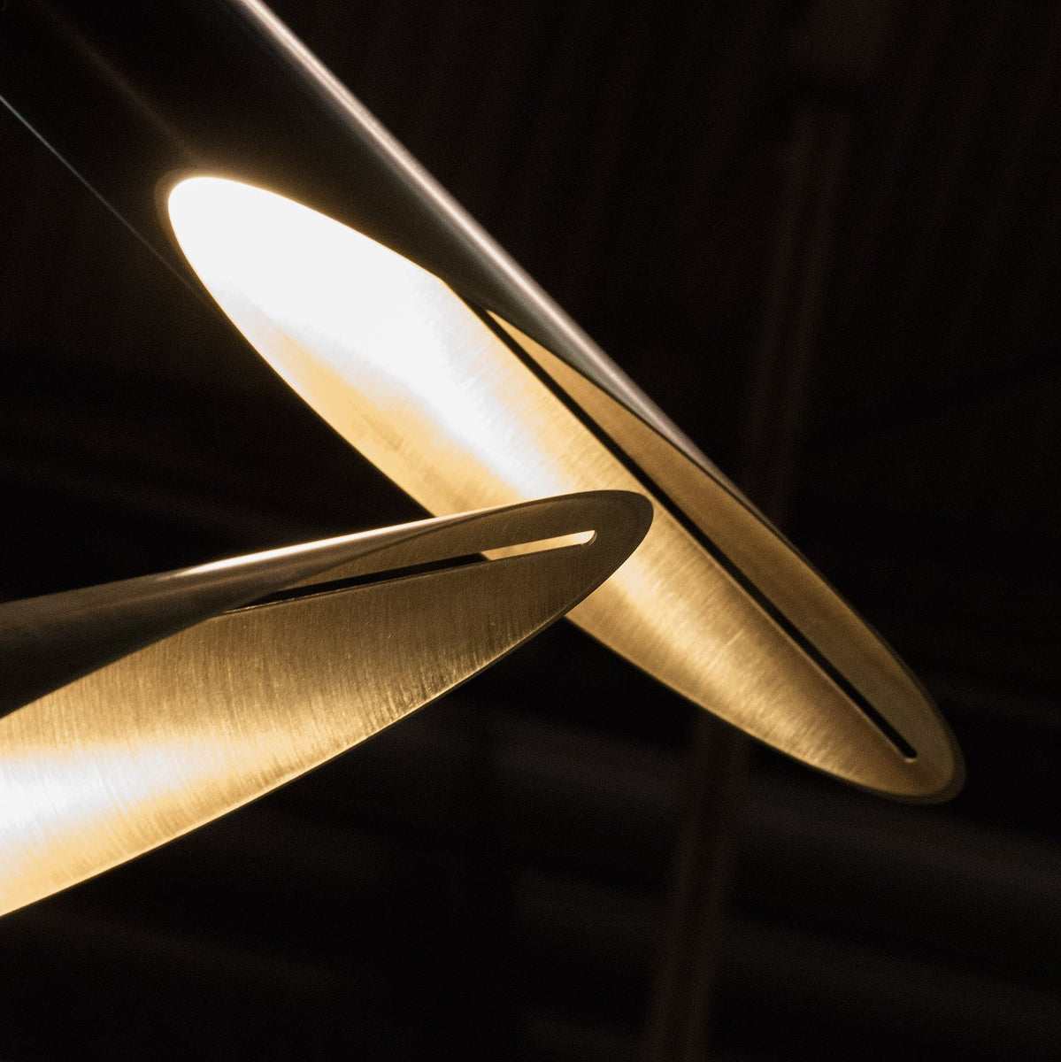 Voyager 333 Chandelier