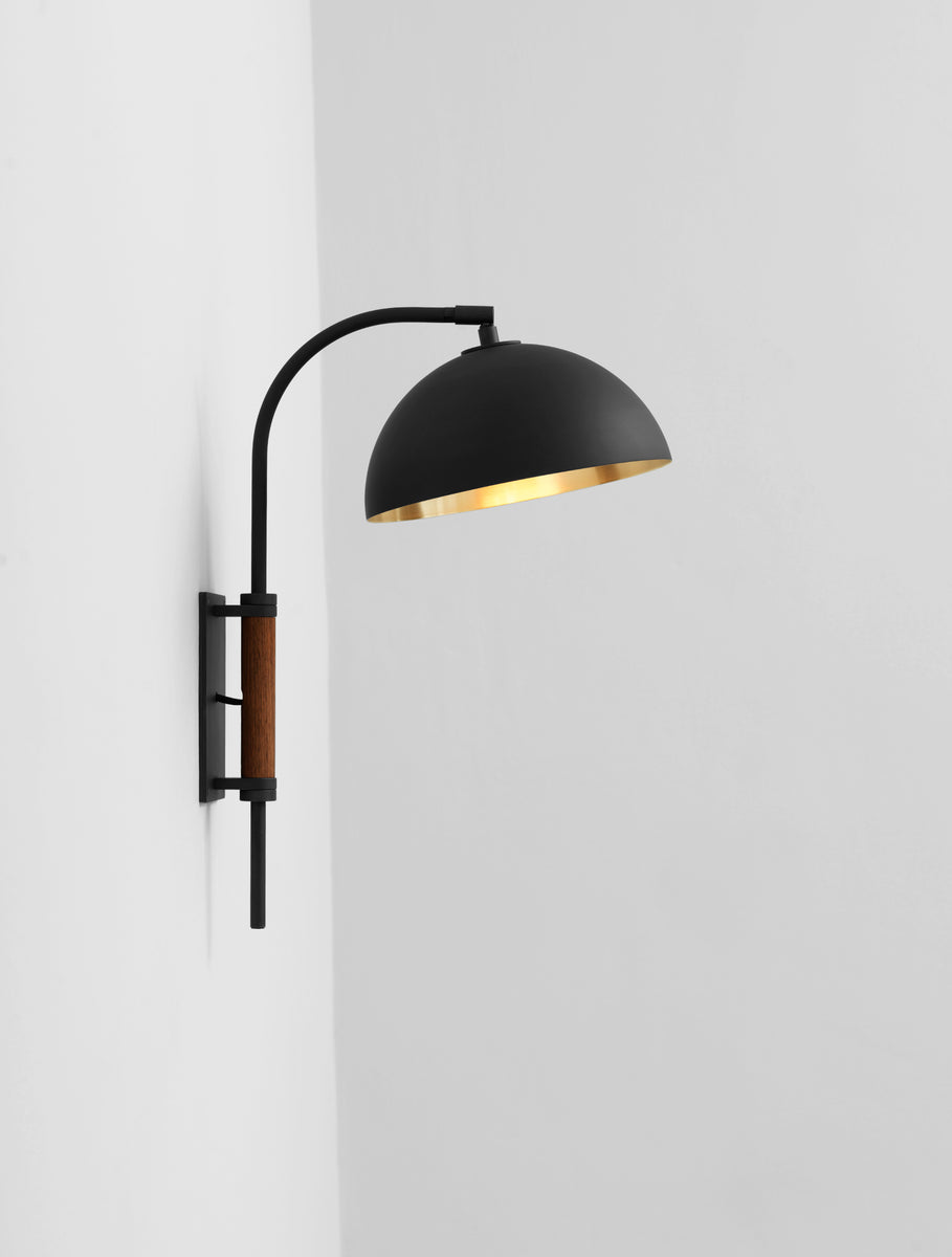 Pigalle Sconce