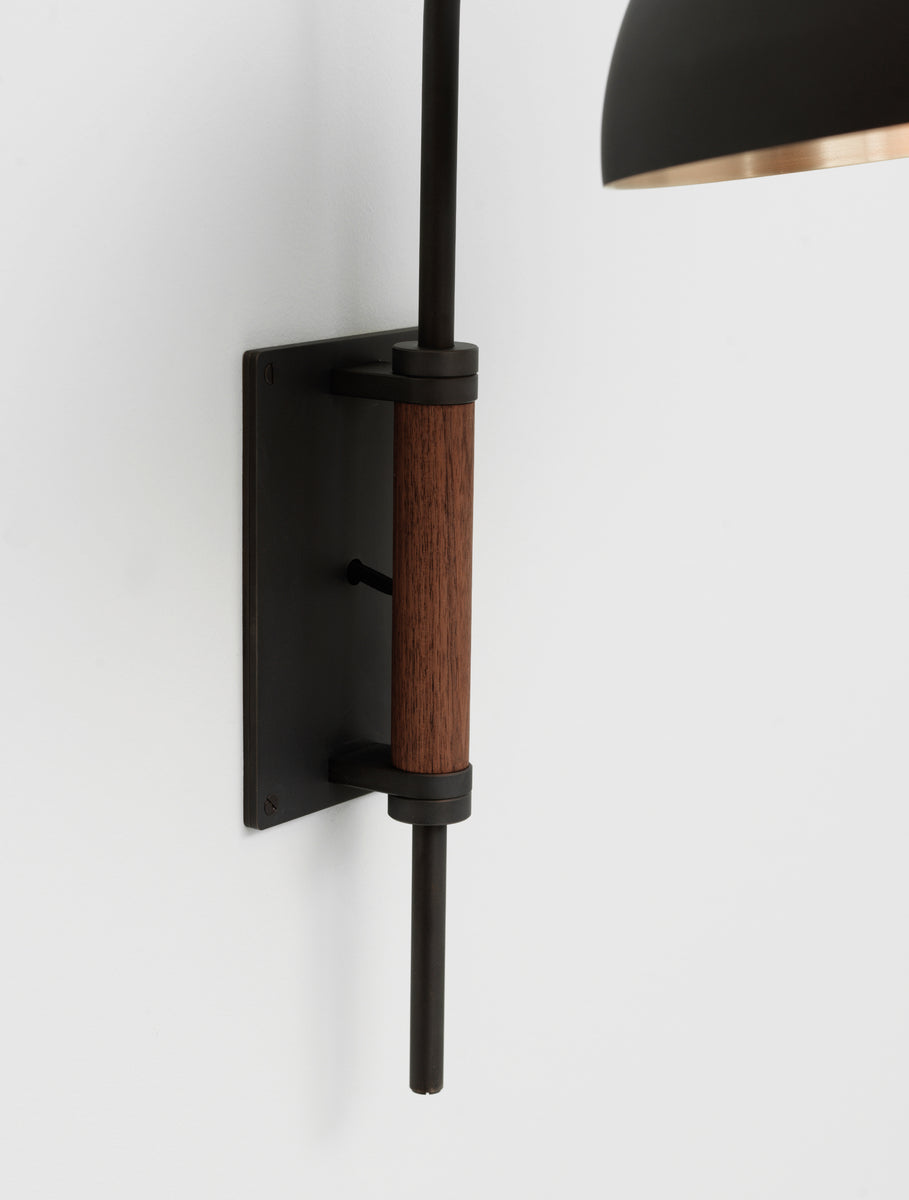 Pigalle Sconce