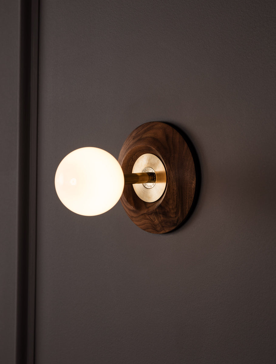 Stud Sconce